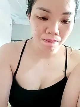 Snapshot of Nyla-a chatting on 09-16-25, 02:23 Nyla-a online show from 09-16-25, 02:23
