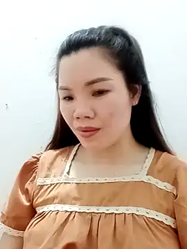 Snapshot of Nyla-a chatting on 10-10-25, 02:27 Nyla-a online show from 10-10-25, 02:27