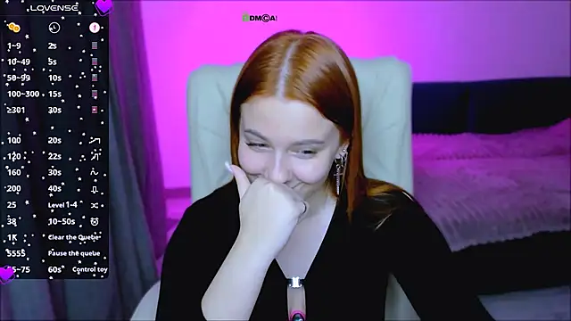 red  dizzy online show from 10-08-25, 08:28