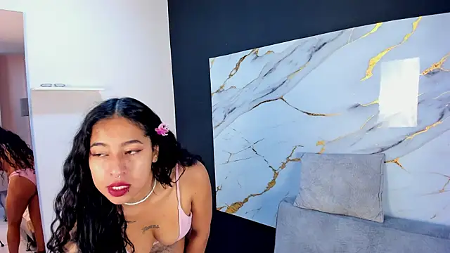 Maddyson Perez online show from 10-06-25, 01:41