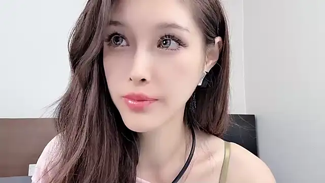 QiaoHui online show from 10-08-25, 08:17