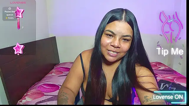 SabrinaSalazar11  online show from 09-26-25, 05:00