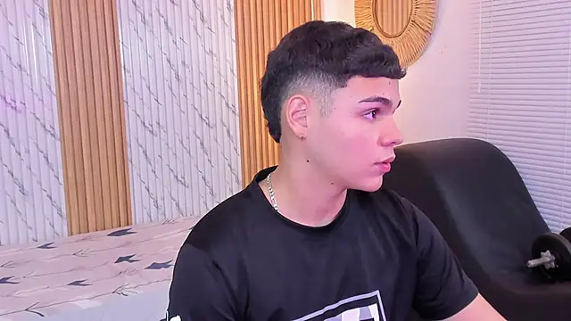 james jonnes online show from 10-21-25, 07:58