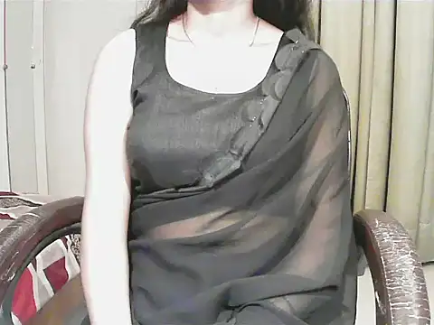 short girl  online show from 12-13-25, 08:36