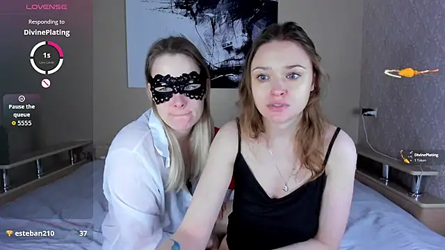 Linda Bryant-Eva online show from 11-23-25, 02:44