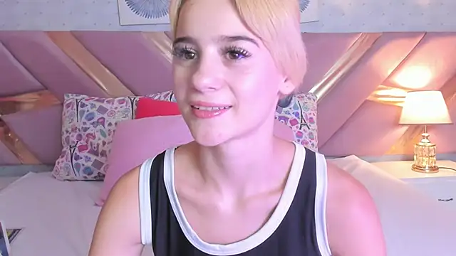 ChloeLaurentt online show from 01-09-26, 03:04