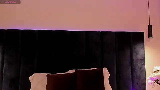 LiilyAdams online show from 02-10-26, 08:13