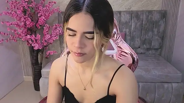 lilith4 s online show from 10-17-25, 08:22