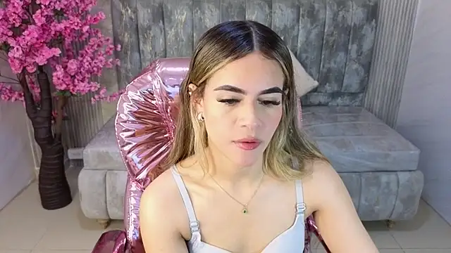 lilith4 s online show from 11-20-25, 08:19