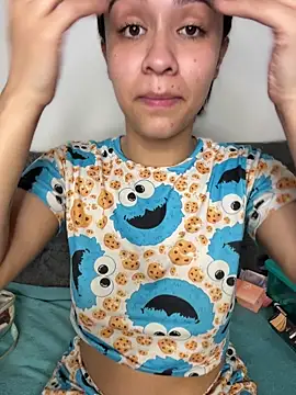 Isabella-Teen online show from 12-14-25, 02:06