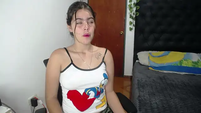 isabel 09 online show from 10-21-25, 03:07