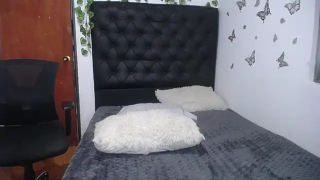 isabel 09 online show from 10-28-25, 03:36