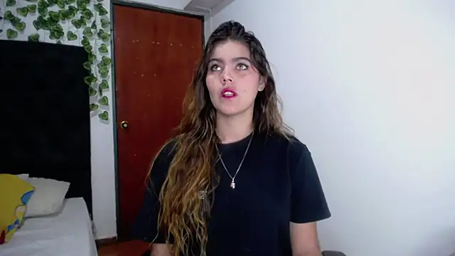 isabel 09 online show from 11-15-25, 03:15