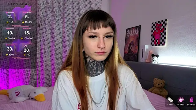 LilithPoison online show from 12-17-25, 06:36