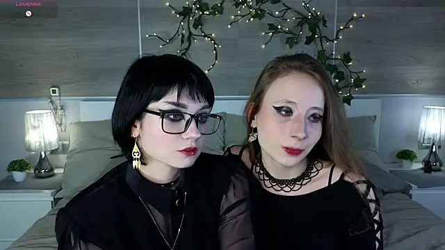 FayElg online show from 10-07-25, 03:09