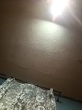 Snapshot of Jarektchurzewski chatting on 12-04-25, 09:56 Jarektchurzewski online show from 12-04-25, 09:56