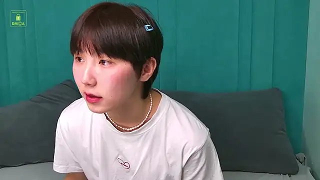 Snapshot of HeejinWang chatting on 03-02-26, 04:25 HeejinWang online show from 03-02-26, 04:25