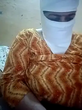 Love-890 online show from 10-17-25, 01:20