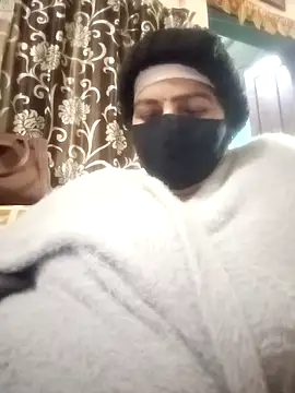 Love-890 online show from 12-18-25, 03:18