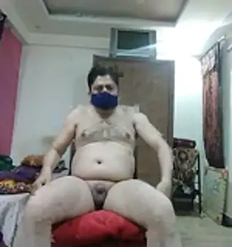 Love40777 online show from 02-12-26, 01:00