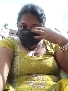 Mmm143 online show from 10-26-25, 01:00