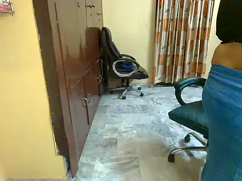 veena kaur online show from 09-27-25, 02:44