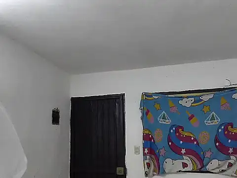 Snapshot of Alex_man23 chatting on 10-01-25, 04:18 Alex man23 online show from 10-01-25, 04:18