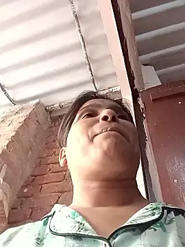 Snapshot of aliya-jaan71 chatting on 11-08-25, 07:08 aliya-jaan71 online show from 11-08-25, 07:08