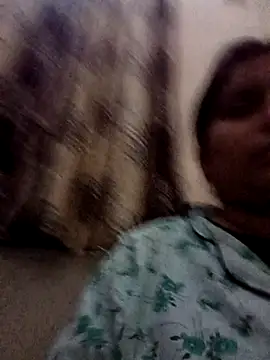 Snapshot of aliya-jaan71 chatting on 11-12-25, 04:57 aliya-jaan71 online show from 11-12-25, 04:57