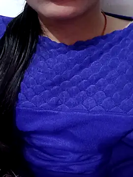 Snapshot of Miss_linaa chatting on 11-14-25, 06:45 Miss linaa online show from 11-14-25, 06:45