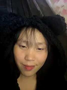 huong-18 online show from 11-11-25, 01:55