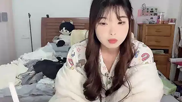 Akong11 online show from 11-24-25, 02:39