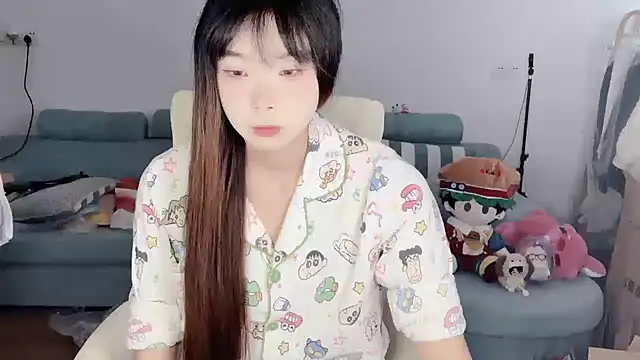 Snapshot of Akong11 chatting on 04-01-26, 05:41 Akong11 online show from 04-01-26, 05:41