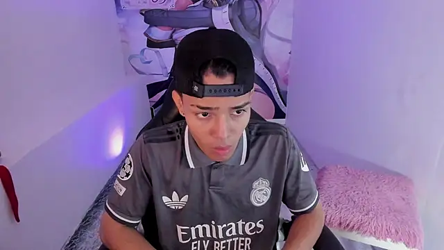 Hunteer Boy online show from 10-25-25, 03:47