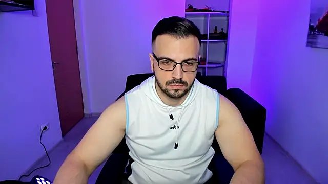 Jace Thorne online show from 11-18-25, 06:51