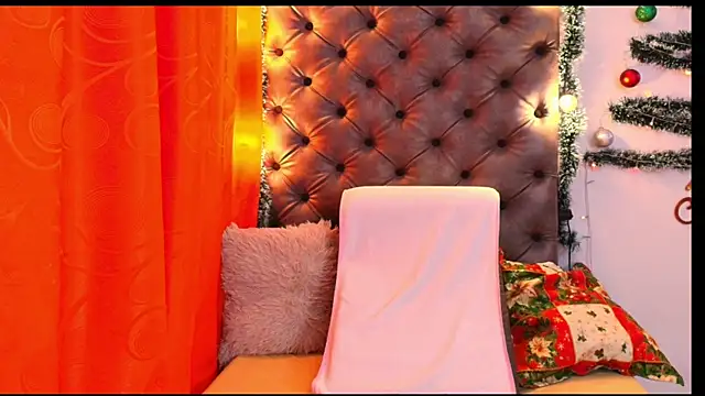 Luna021 1 online show from 12-22-25, 07:44