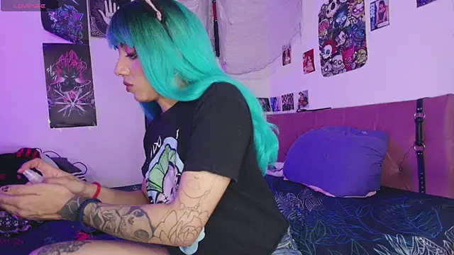 agathaaiko6 online show from 11-24-25, 11:59