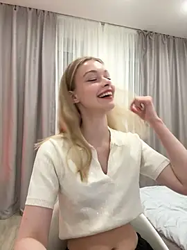 Snapshot of FriendlyFire_18 chatting on 02-21-26, 09:38 FriendlyFire 18 online show from 02-21-26, 09:38