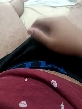 Snapshot of jayhzin chatting on 11-19-25, 01:27 jayhzin online show from 11-19-25, 01:27