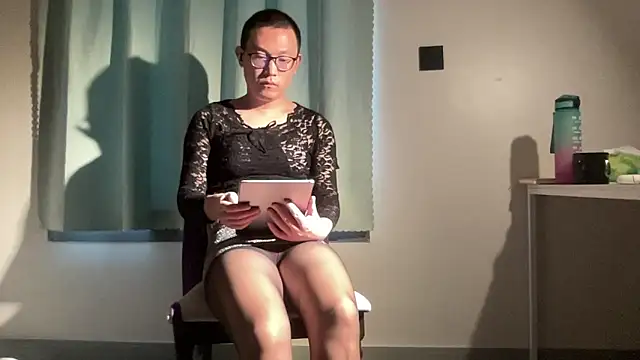 yewuzhi online show from 10-03-25, 09:50