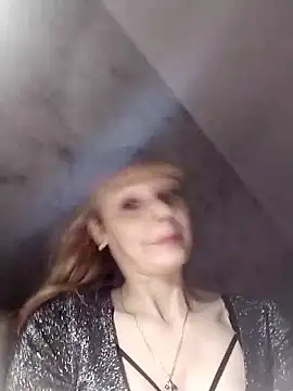 AliceSwan1122 online show from 10-19-25, 10:32