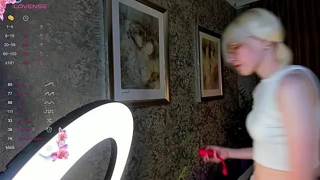 Snapshot of AlettaEve chatting on 10-15-25, 03:12 AlettaEve online show from 10-15-25, 03:12