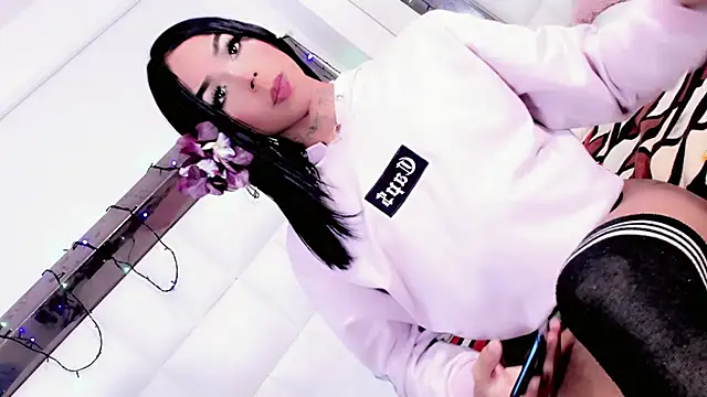leah fernanda online show from 09-22-25, 06:15