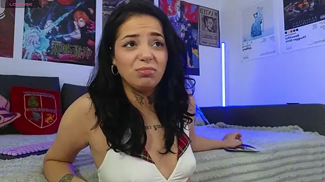 KiraQuinn1 online show from 09-28-25, 03:17