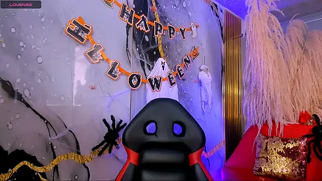 celeste hot   online show from 10-17-25, 08:33