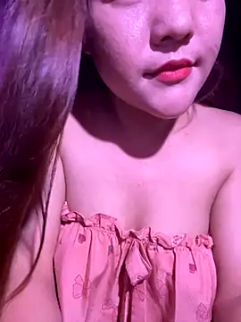 Trang-cute18 online show from 09-24-25, 04:54