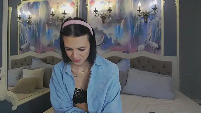EmmaStarkk online show from 10-02-25, 05:03