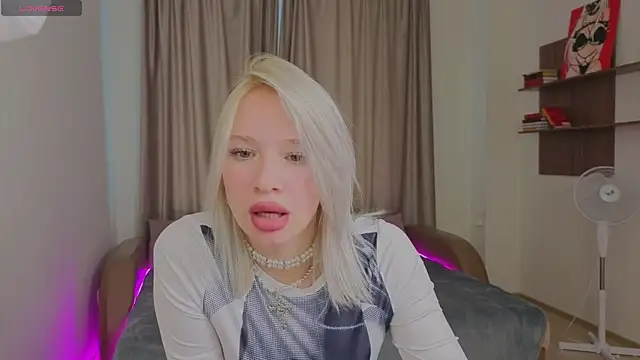 MistyMayers online show from 10-02-25, 05:36