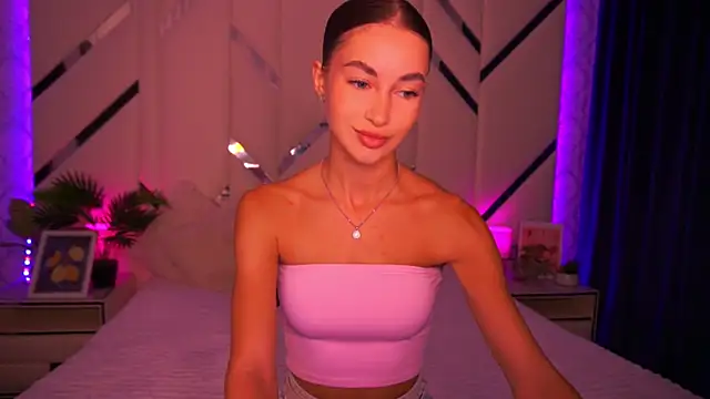 CherryyLulu online show from 09-18-25, 06:59