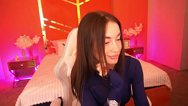 Snapshot of CherryyLulu chatting on 10-27-25, 08:29 CherryyLulu online show from 10-27-25, 08:29